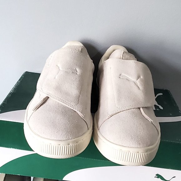 PUMA Suede Wrap Colorblocked Sneakers - Picture 2 of 5